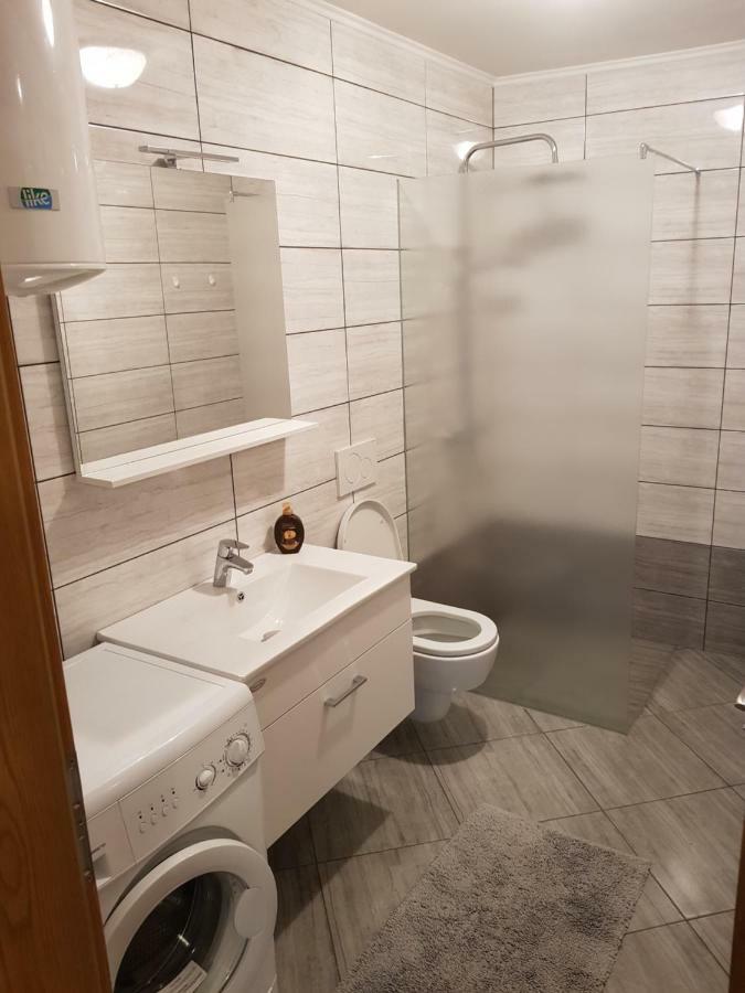 Izola City Center Apartment Екстер'єр фото